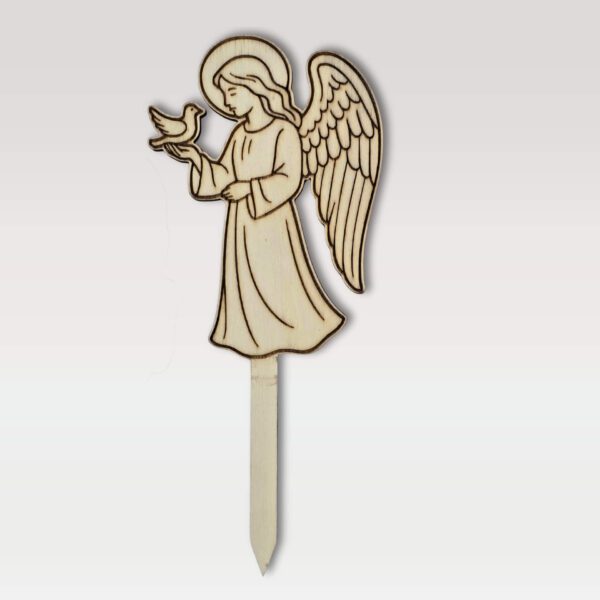 Lesena sveča na piku iz vezane plošče - angel z golobom v roki