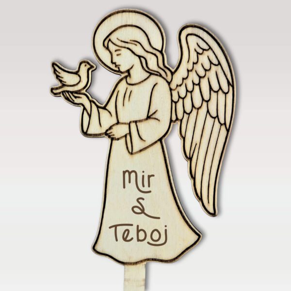 Lesena sveča na piku iz vezane plošče - angel z golobom v roki z napisom "Mir s teboj"