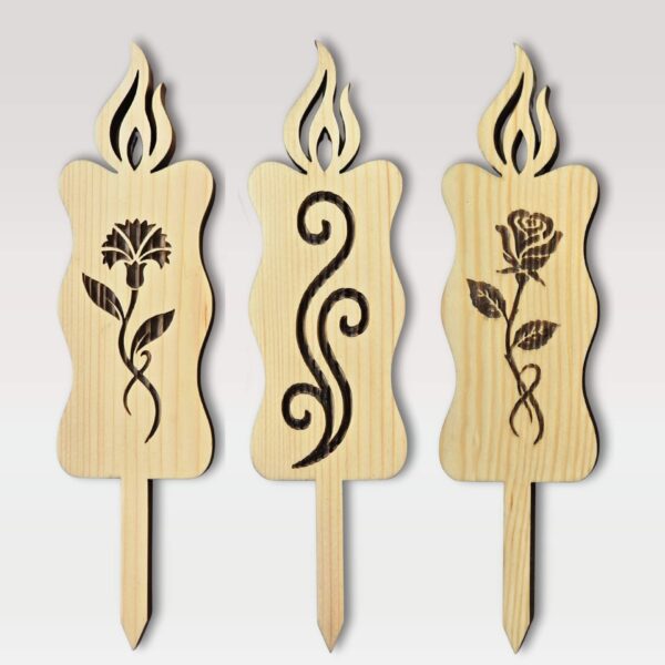 Lesene sveče na piku iz masivne smreke naravne barve (natur)