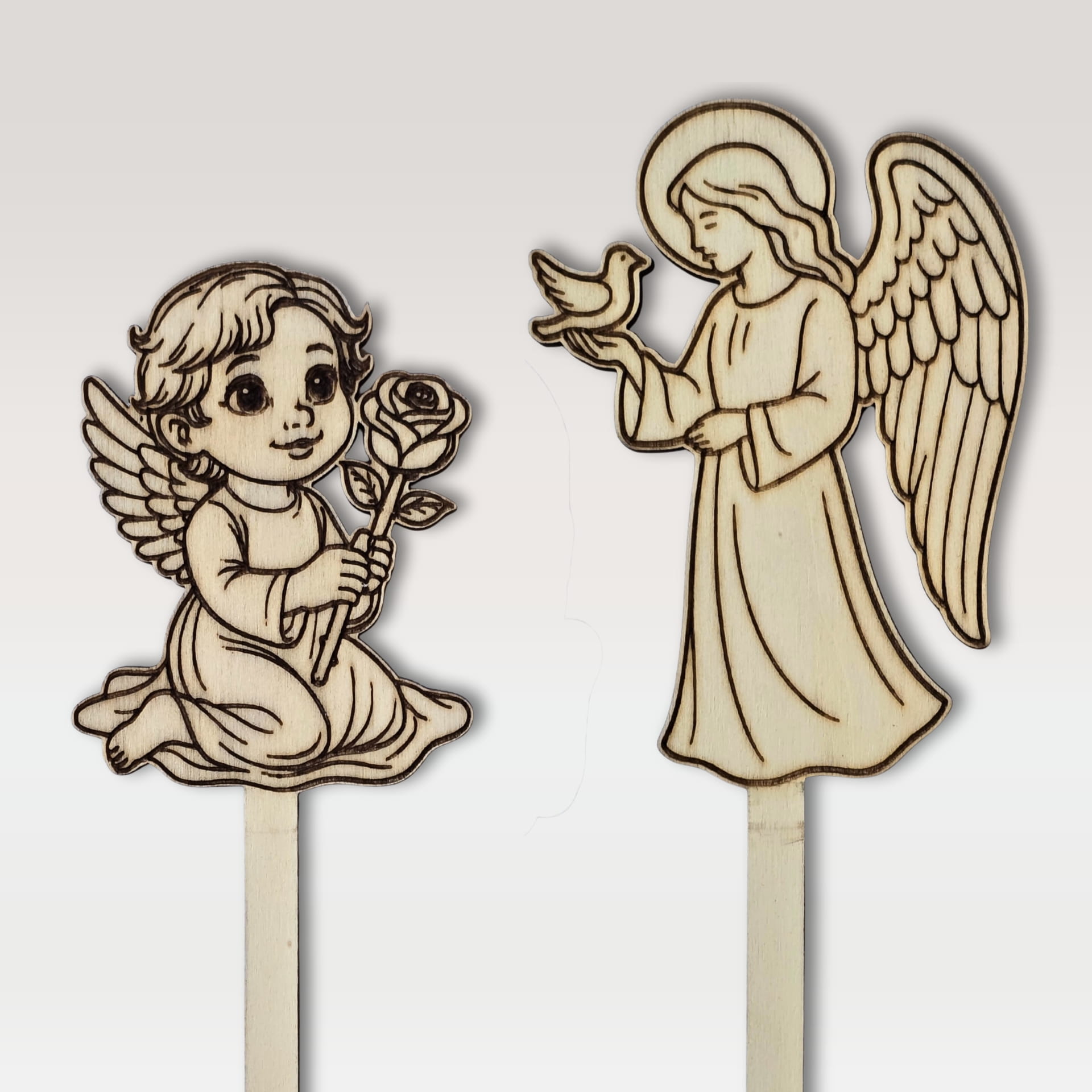 Lesene sveče na piku iz vezane plošče