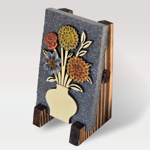 Unikatna spominska slika šopek cvetja na kamnu