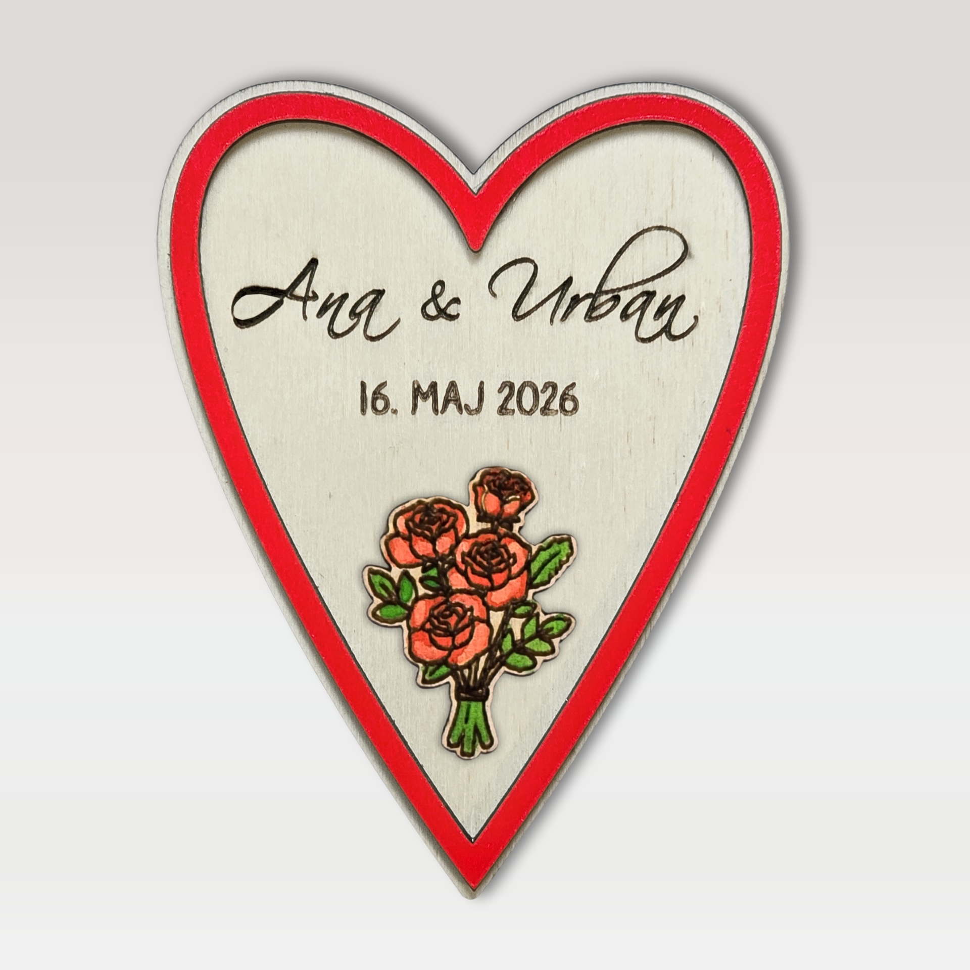 Personalizirano leseno darilo za poroko Lasika